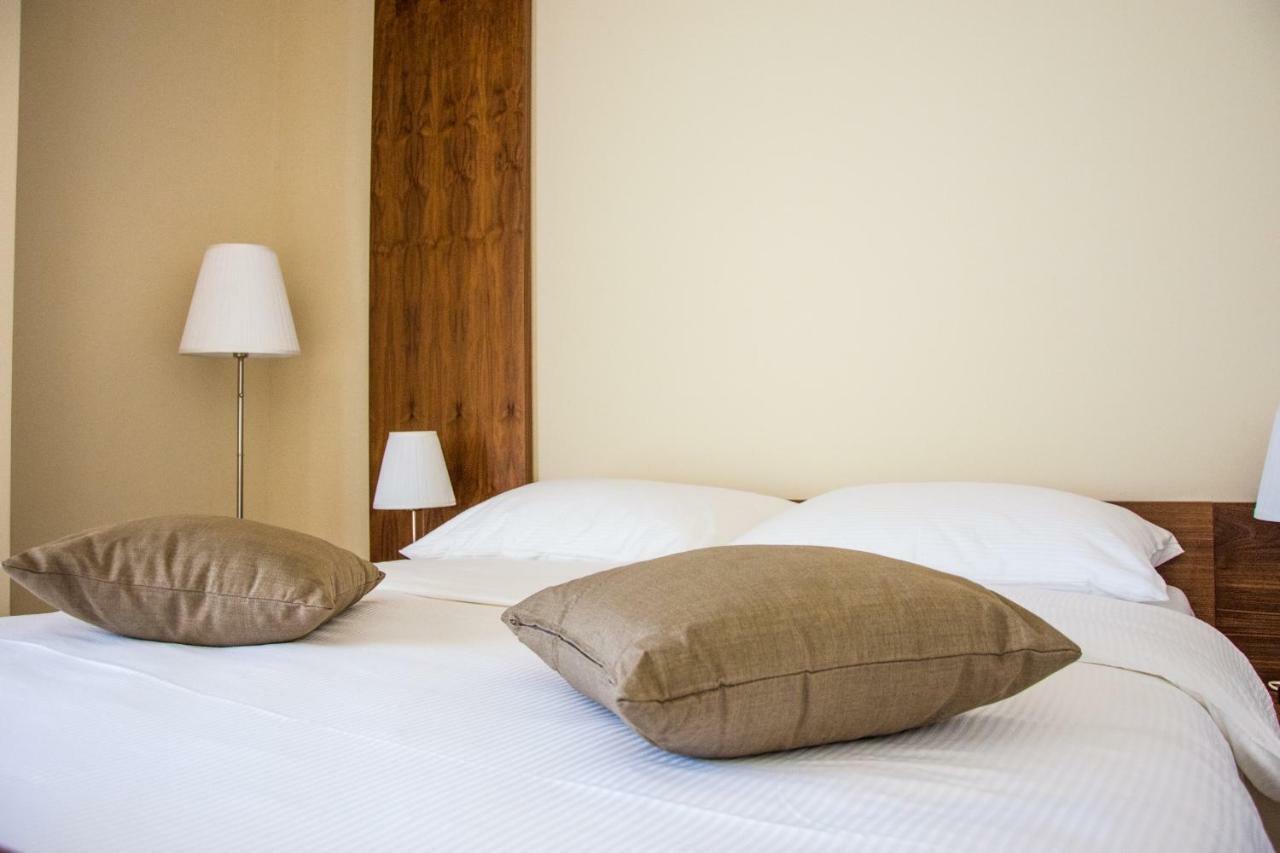 Borovići Villa Rooms Mediteran מראה חיצוני תמונה